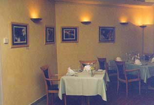 exhibition space - restaurant